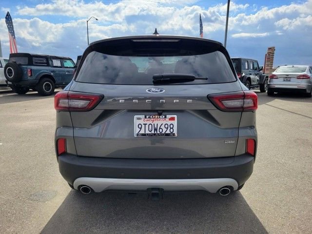 Used 2024 Ford Escape SE w/ PHEV Premium Package image 5