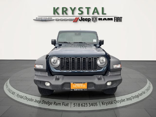 Used 2025 Jeep Wrangler Unlimited Sport AWD/4WD image 2