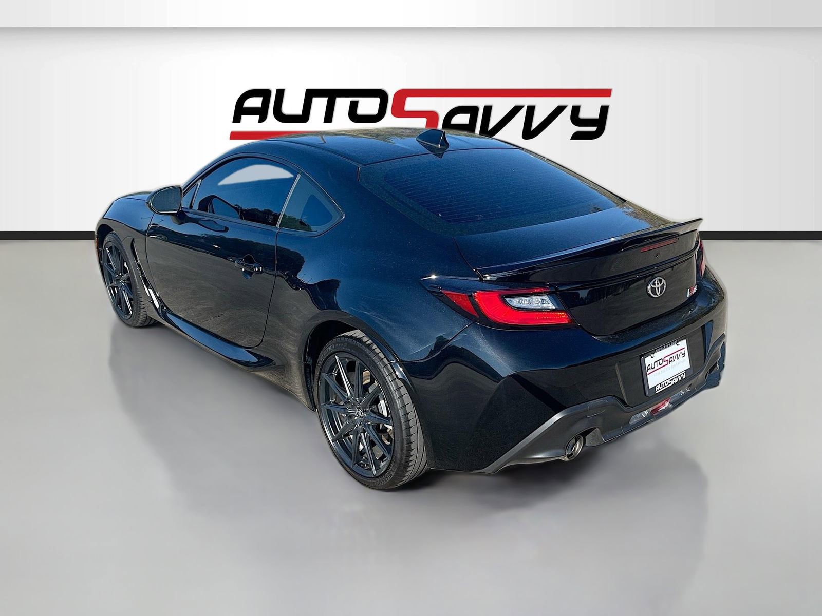 Used 2024 Toyota GR86 Premium RWD image 5