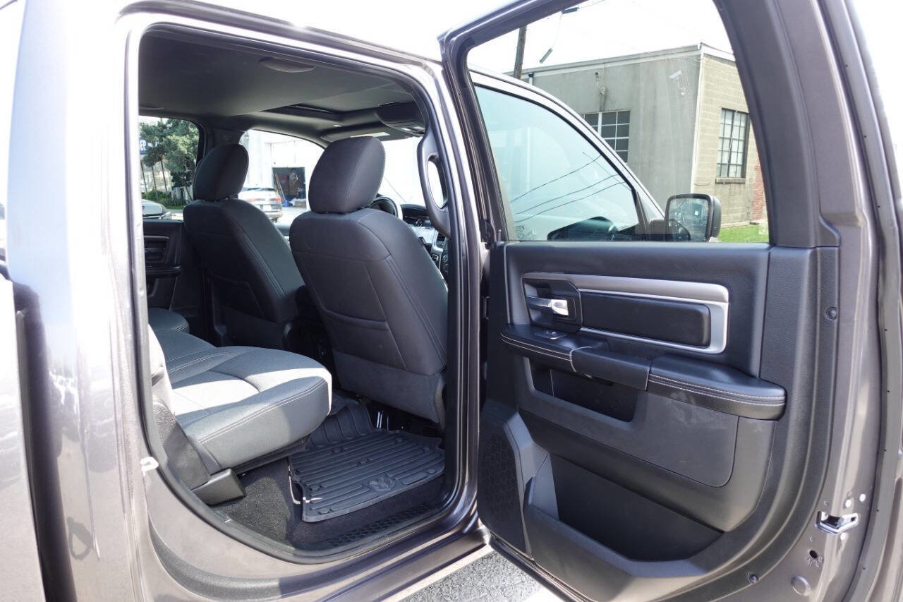Used 2023 RAM 1500 Classic Warlock image 25