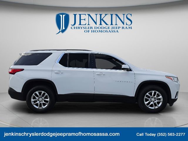 Used 2019 Chevrolet Traverse LT FWD image 2