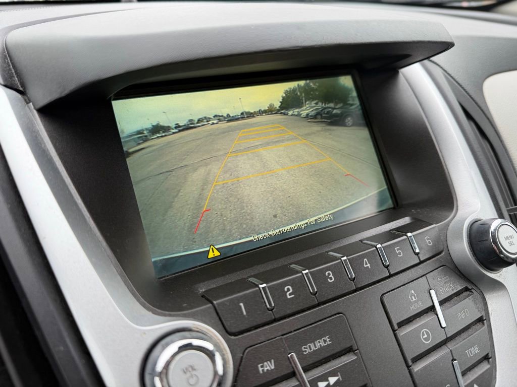 Used 2015 Chevrolet Equinox LT w/ Driver Convenience Package image 21