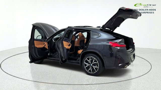 Used 2024 BMW X4 xDrive30i w/ Premium Package AWD/4WD image 16