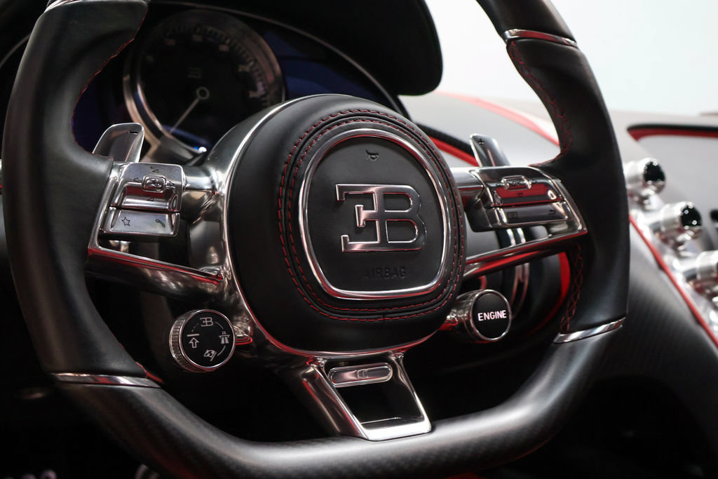 Used 2022 Bugatti Chiron Super Sport AWD/4WD image 75