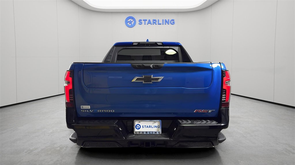 Used 2025 Chevrolet Silverado EV RST image 7