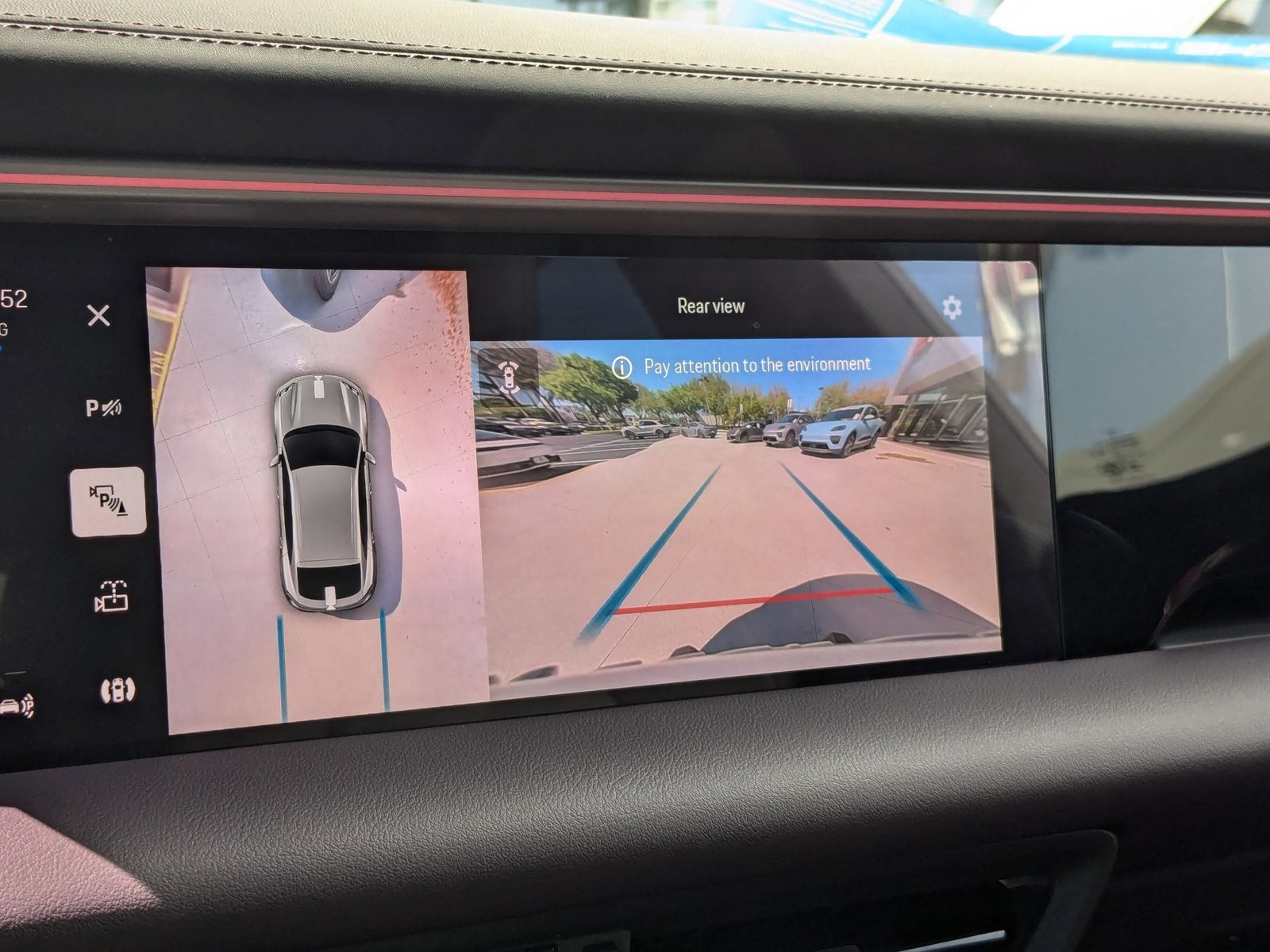 New 2025 Porsche Macan 4S Electric image 18