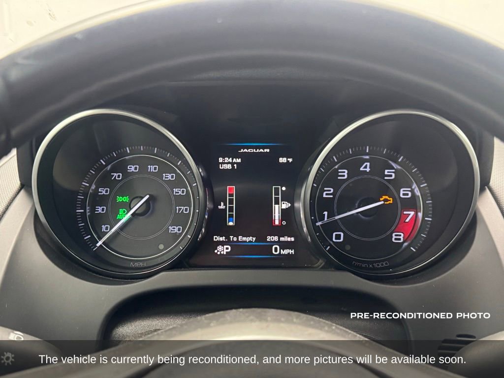 Used 2015 Jaguar F-TYPE Convertible RWD image 11
