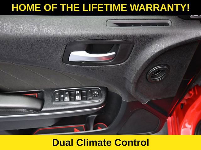 Used 2016 Dodge Charger R/T RWD image 13