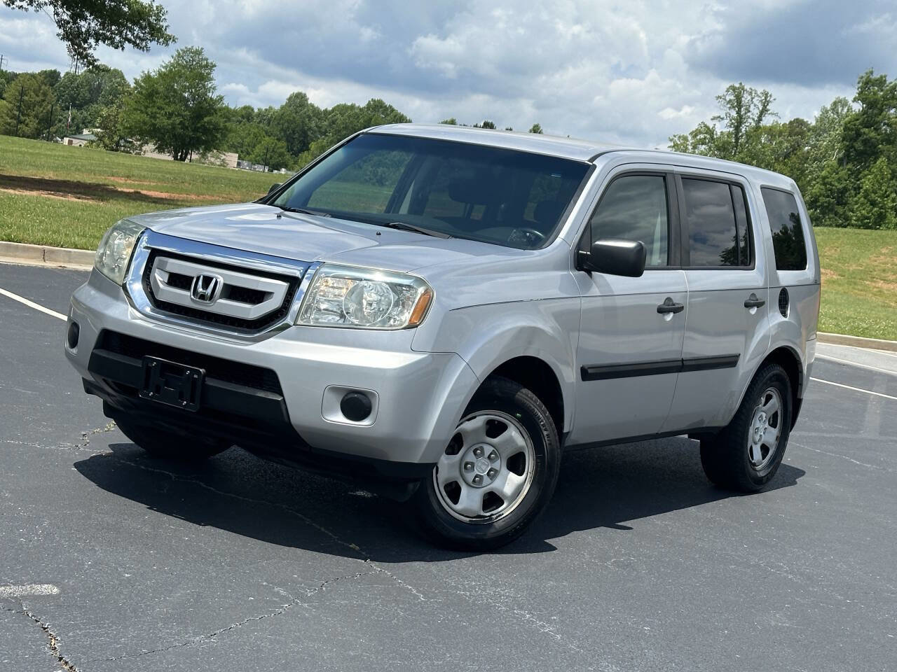 Used 2011 Honda Pilot LX image 1