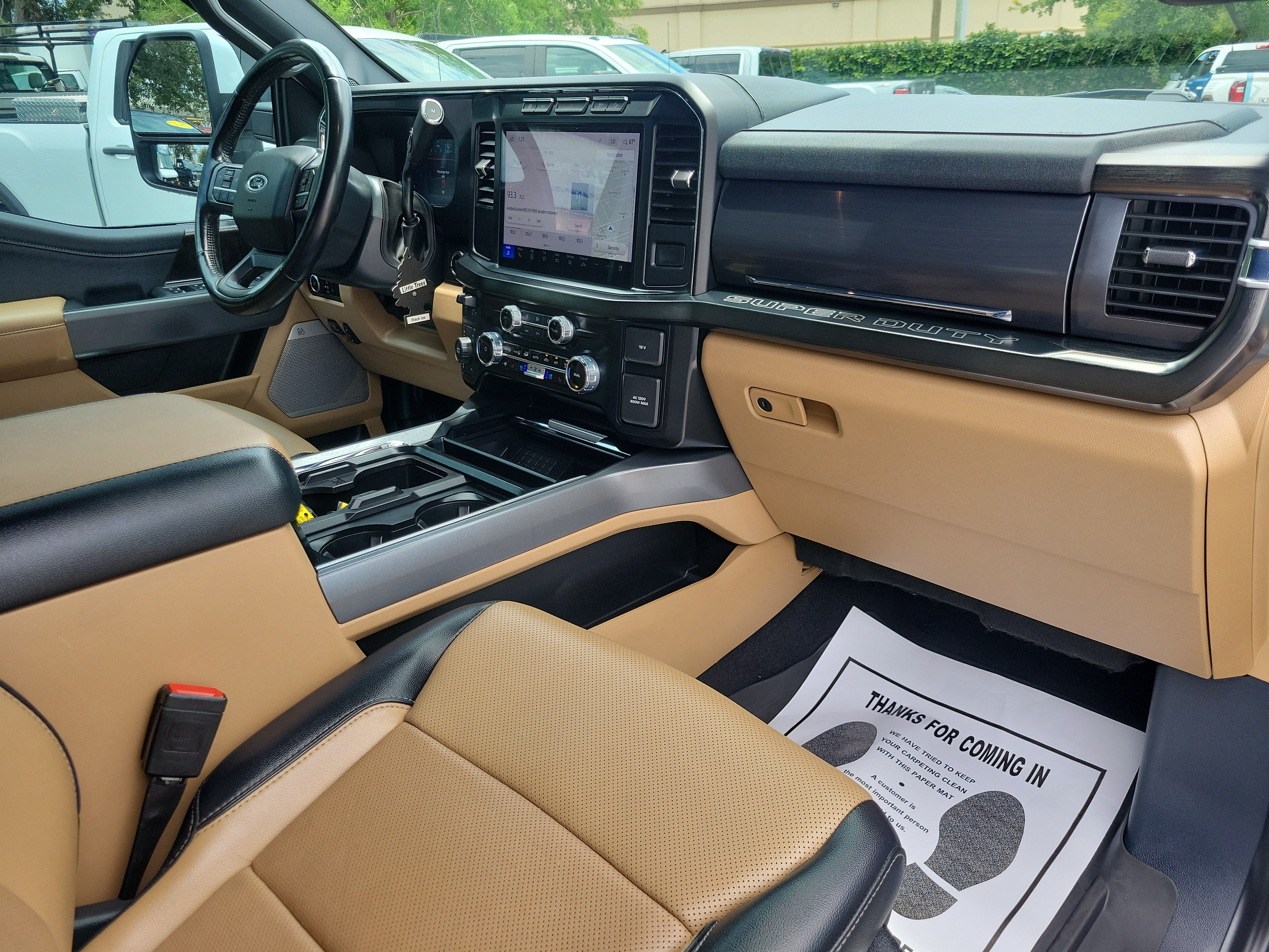 Used 2023 Ford F250 Lariat w/ Sport Appearance Package AWD/4WD image 11