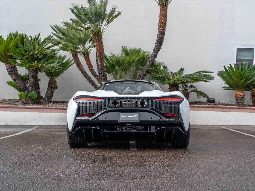 New 2026 McLaren Artura RWD image 5