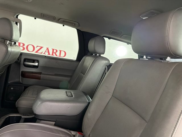 Used 2014 Toyota Sequoia Platinum RWD image 13