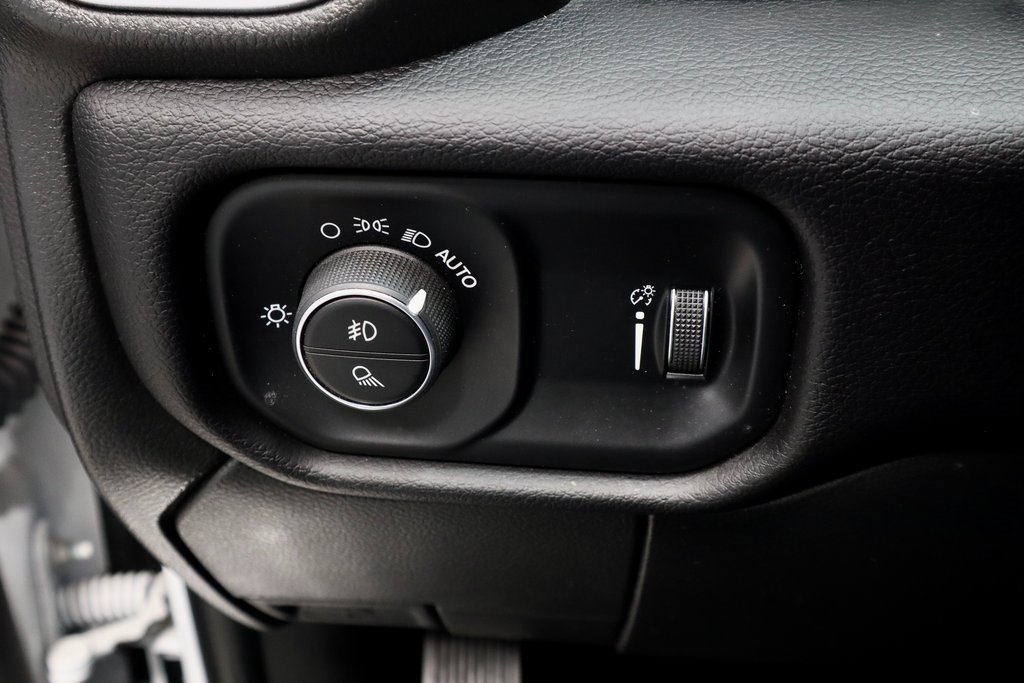 Used 2024 RAM 2500 Big Horn image 26