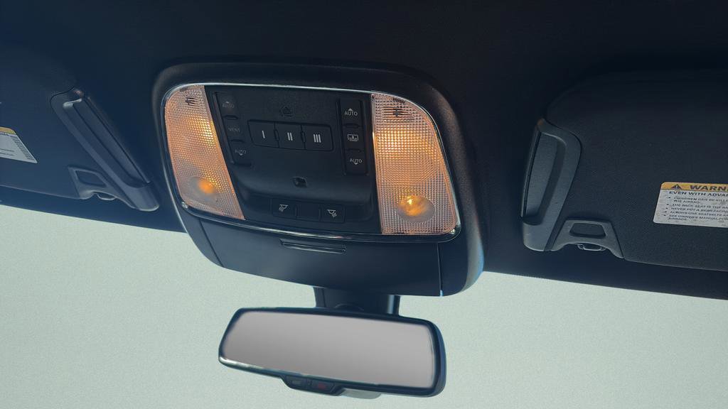 Used 2020 Chrysler 300 S RWD image 19