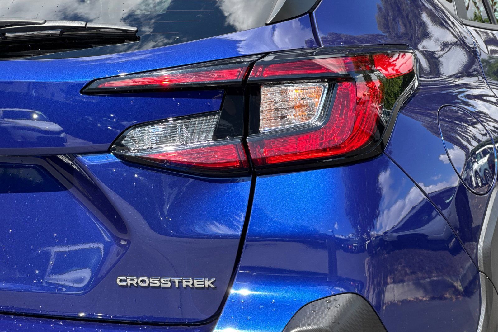 Used 2025 Subaru Crosstrek 2.0i Premium w/ Crosstrek Mirror Package AWD/4WD image 27