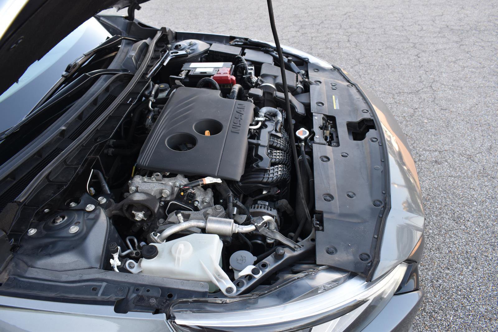 Used 2020 Nissan Altima 2.5 SR FWD image 18