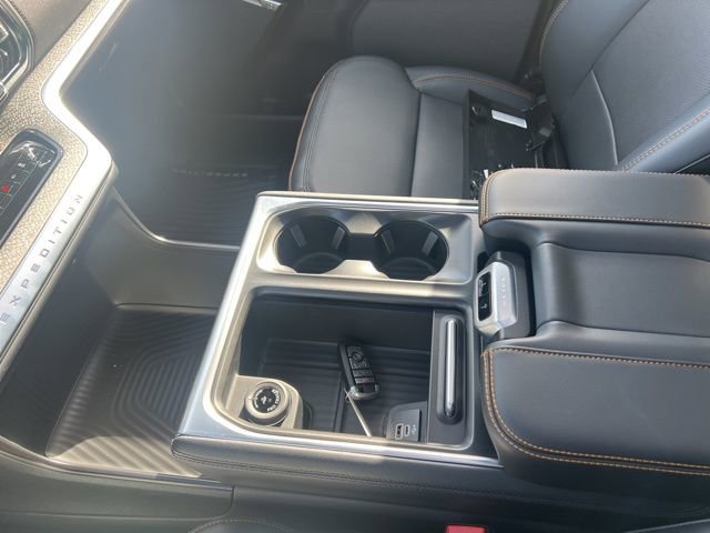 New 2026 Ford Expedition Tremor image 32