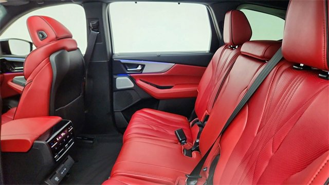 Used 2025 Acura MDX A-Spec image 34