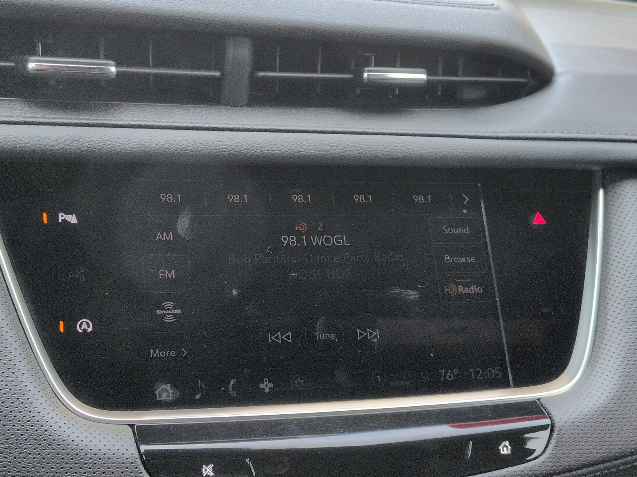 Certified 2025 Cadillac XT5 Luxury image 13