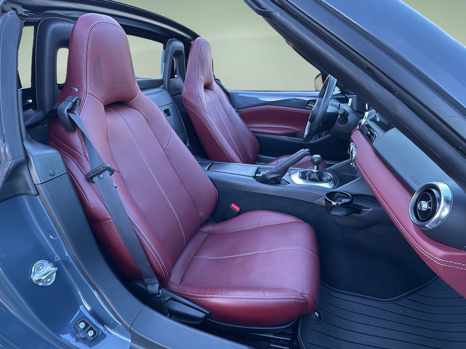 Used 2020 MAZDA MX-5 Miata RF Grand Touring RWD image 30