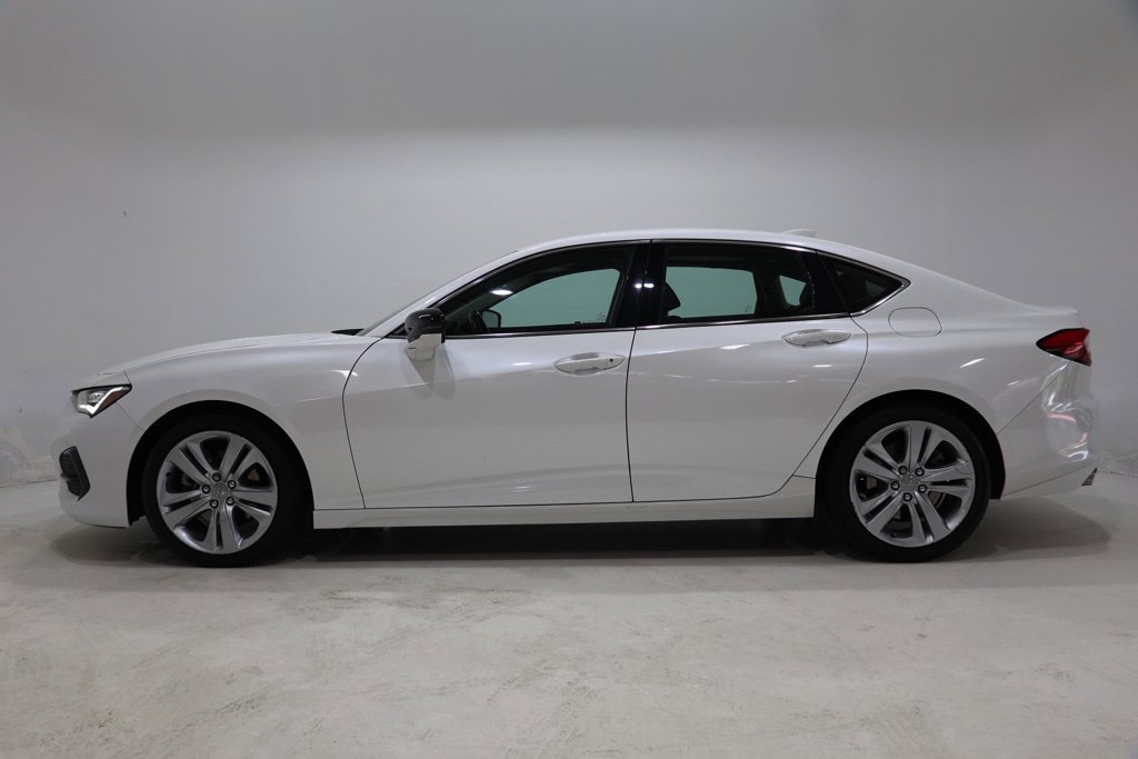 Used 2023 Acura TLX w/ Technology Package FWD image 4