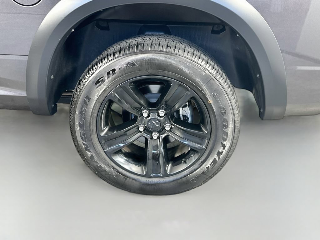 Used 2024 RAM 1500 Warlock RWD image 33