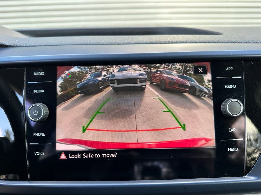 Used 2023 Volkswagen Taos SE image 30