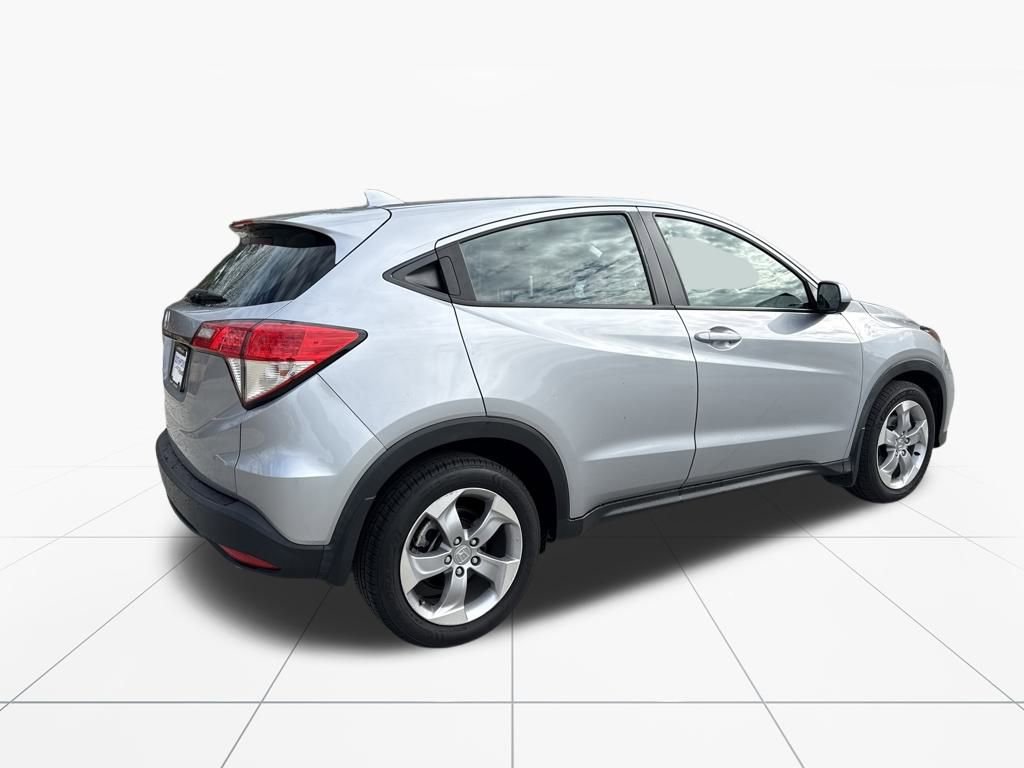 Used 2022 Honda HR-V LX image 9