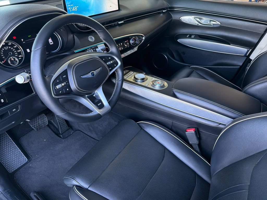Used 2023 Genesis Electrified GV70 AWD/4WD image 11