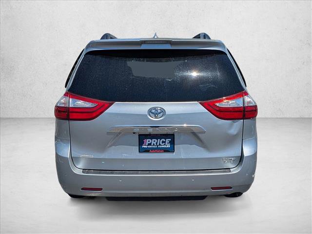 Used 2019 Toyota Sienna Limited Premium AWD/4WD image 7