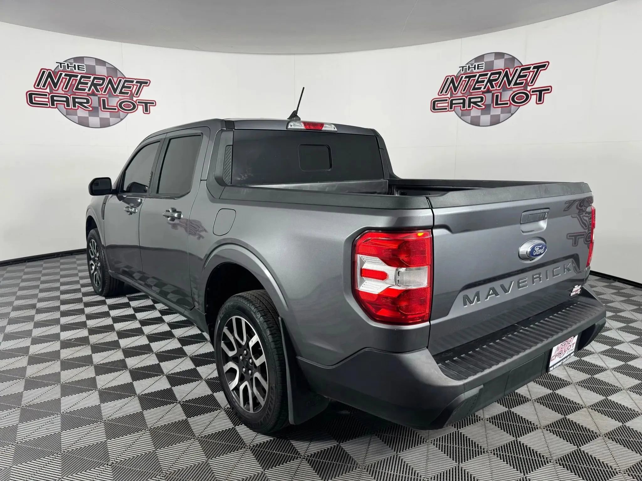 Used 2022 Ford Maverick Lariat image 5