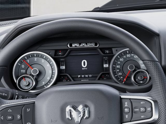 New 2026 RAM 1500 Express AWD/4WD image 17