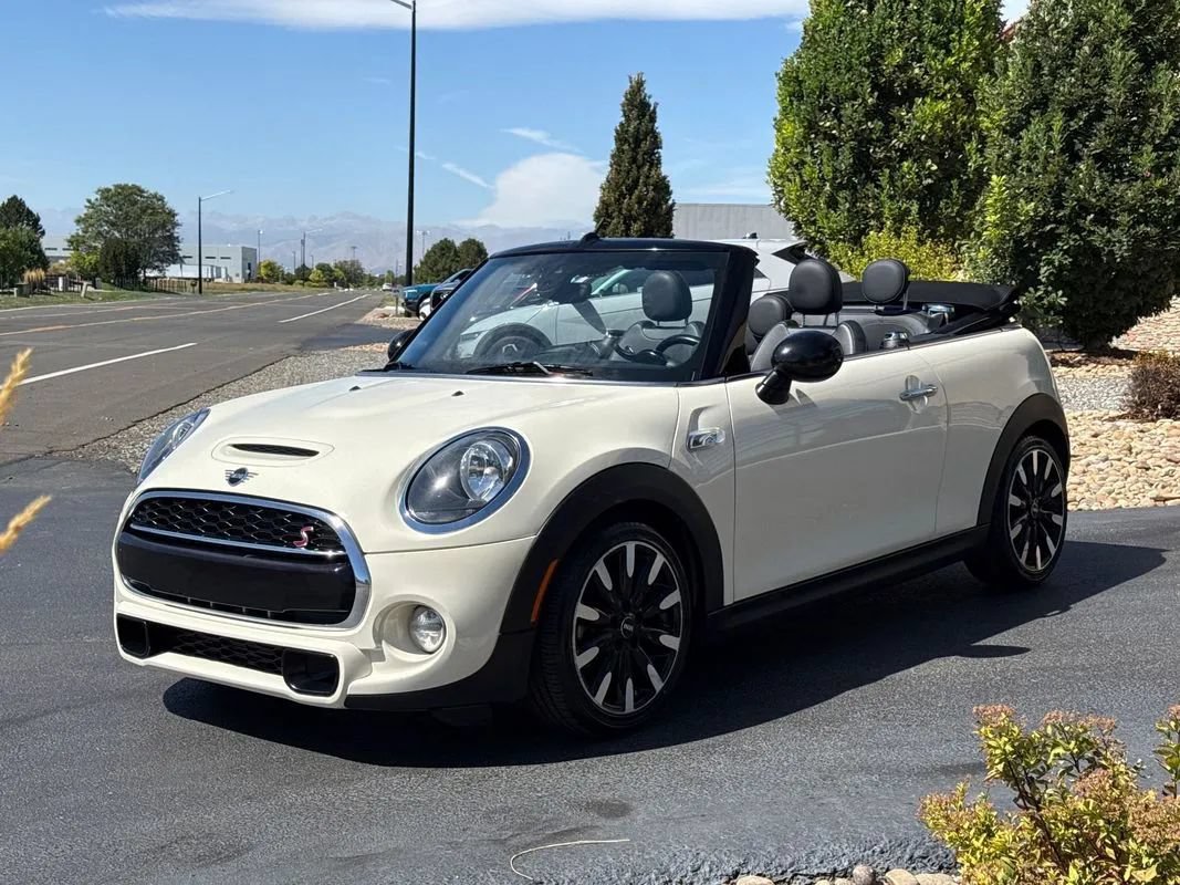 Used 2019 MINI Cooper S w/ Signature Upholstery Package FWD image 93