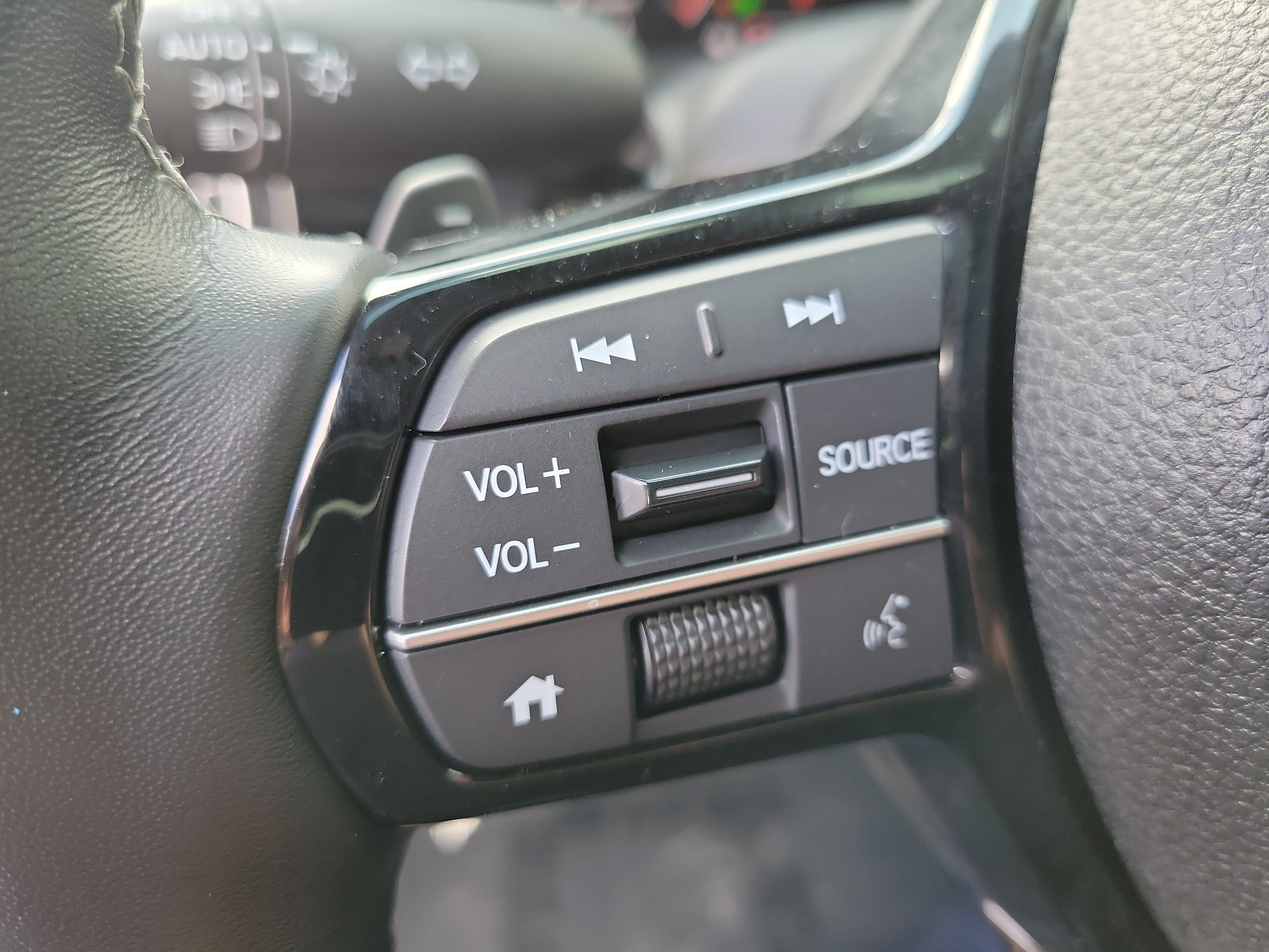 Certified 2024 Honda Civic Sport image 24