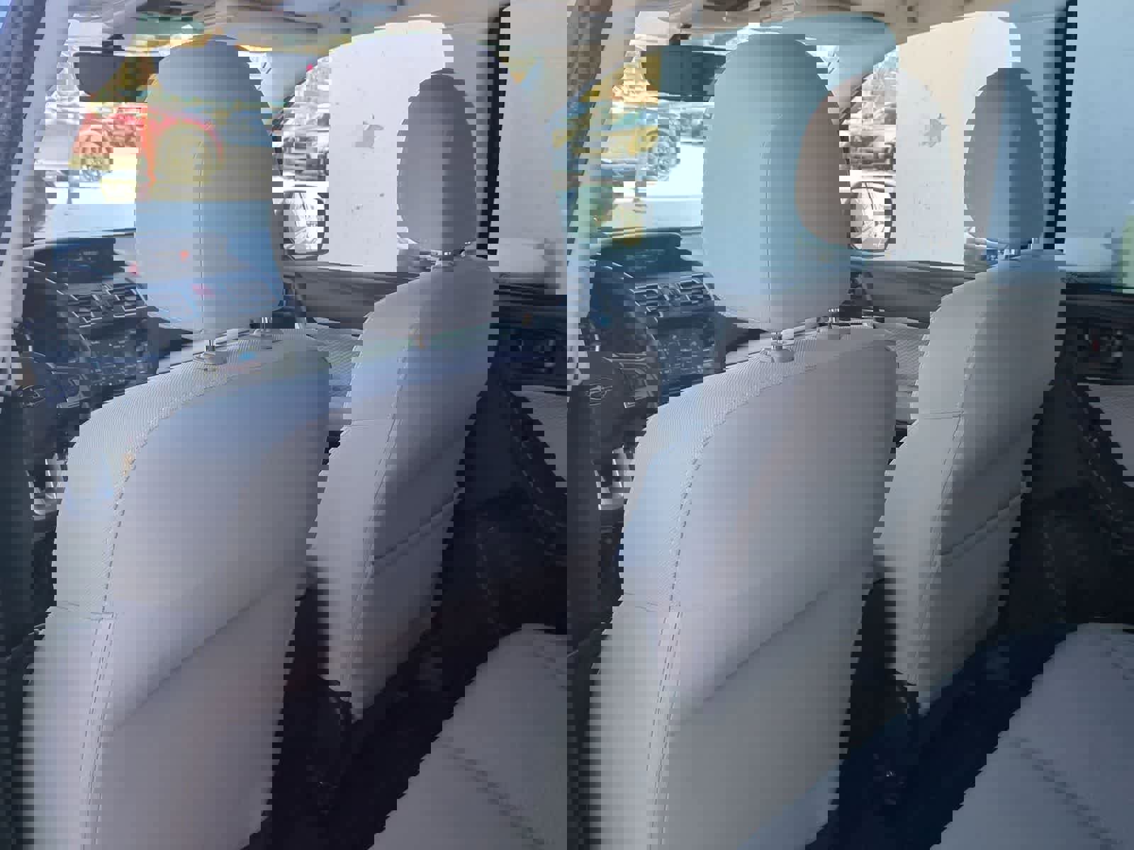 Used 2018 Subaru Forester 2.5i Premium w/ All-Weather Package image 17