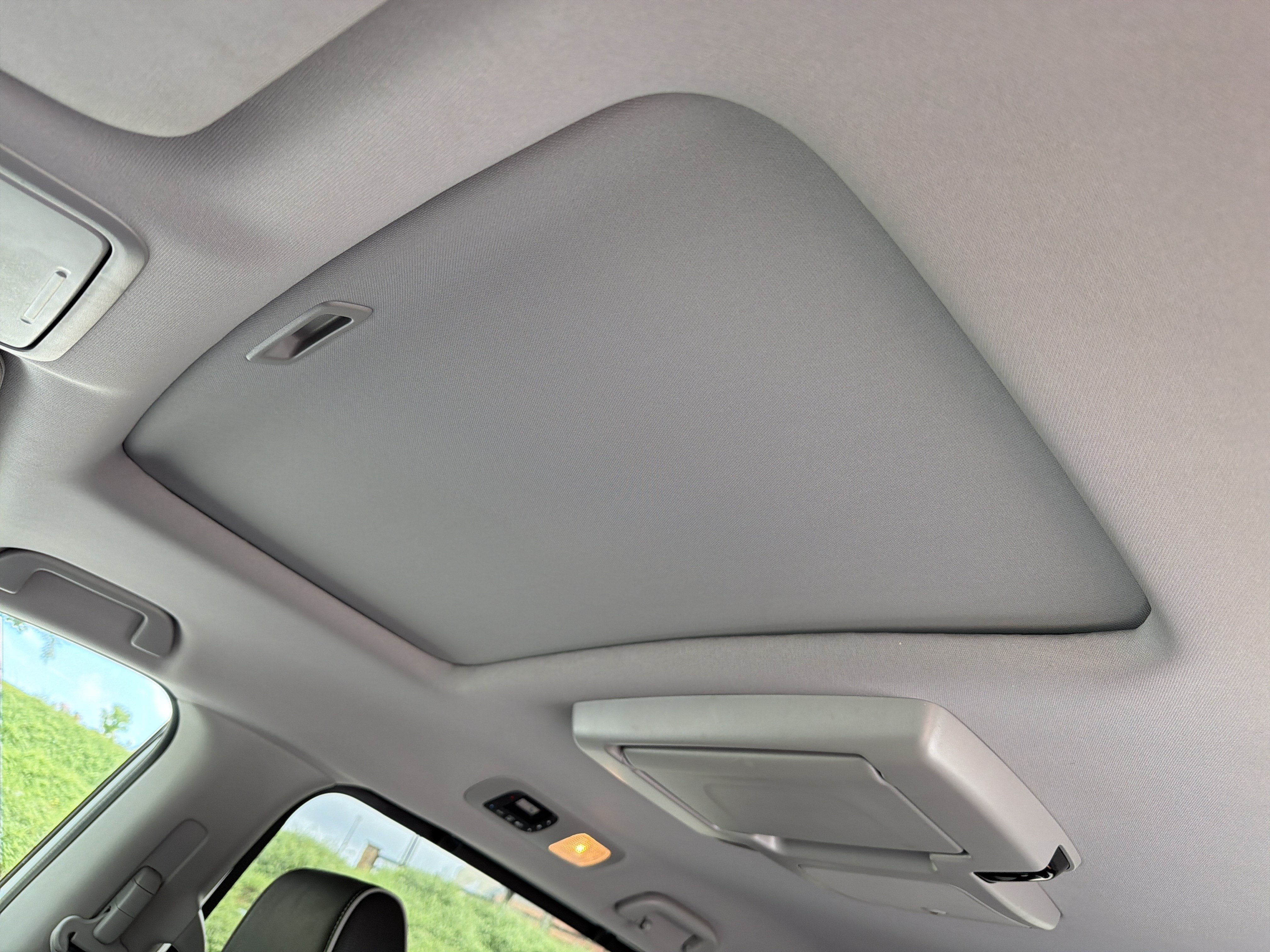 Certified 2024 Honda Odyssey Elite image 16