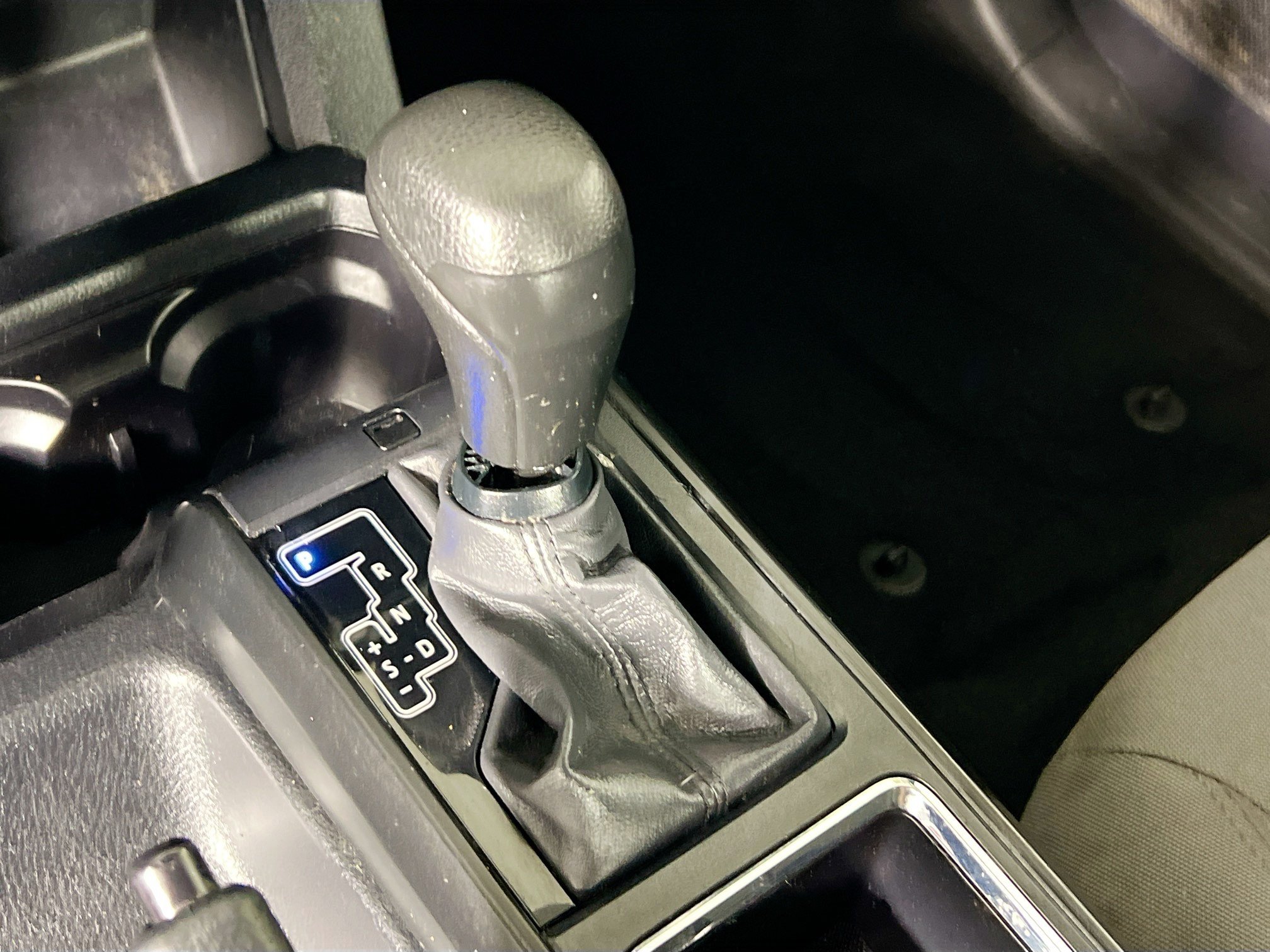 Used 2019 Toyota Tacoma SR w/ SR Convenience Package RWD image 24