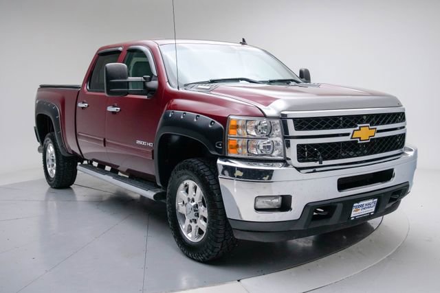 Used 2013 Chevrolet Silverado 2500 LT w/ Interior Plus Package AWD/4WD image 9