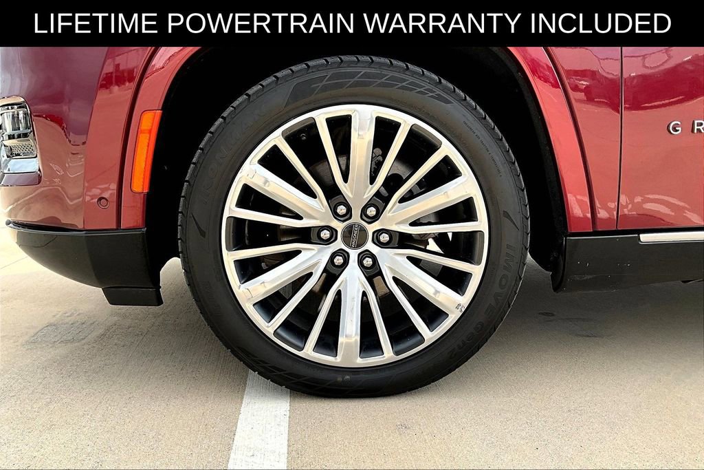 Used 2024 Jeep Grand Wagoneer L Series III image 12