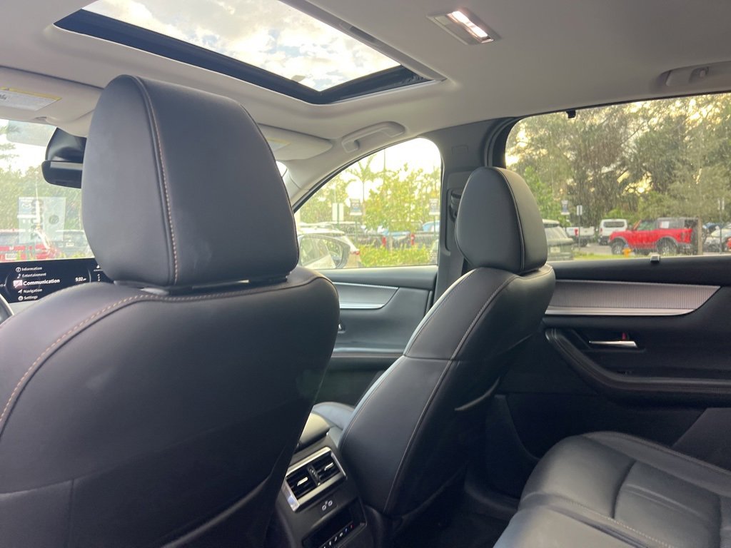 Certified 2025 MAZDA CX-70 3.3 Turbo w/ Preferred Package image 29