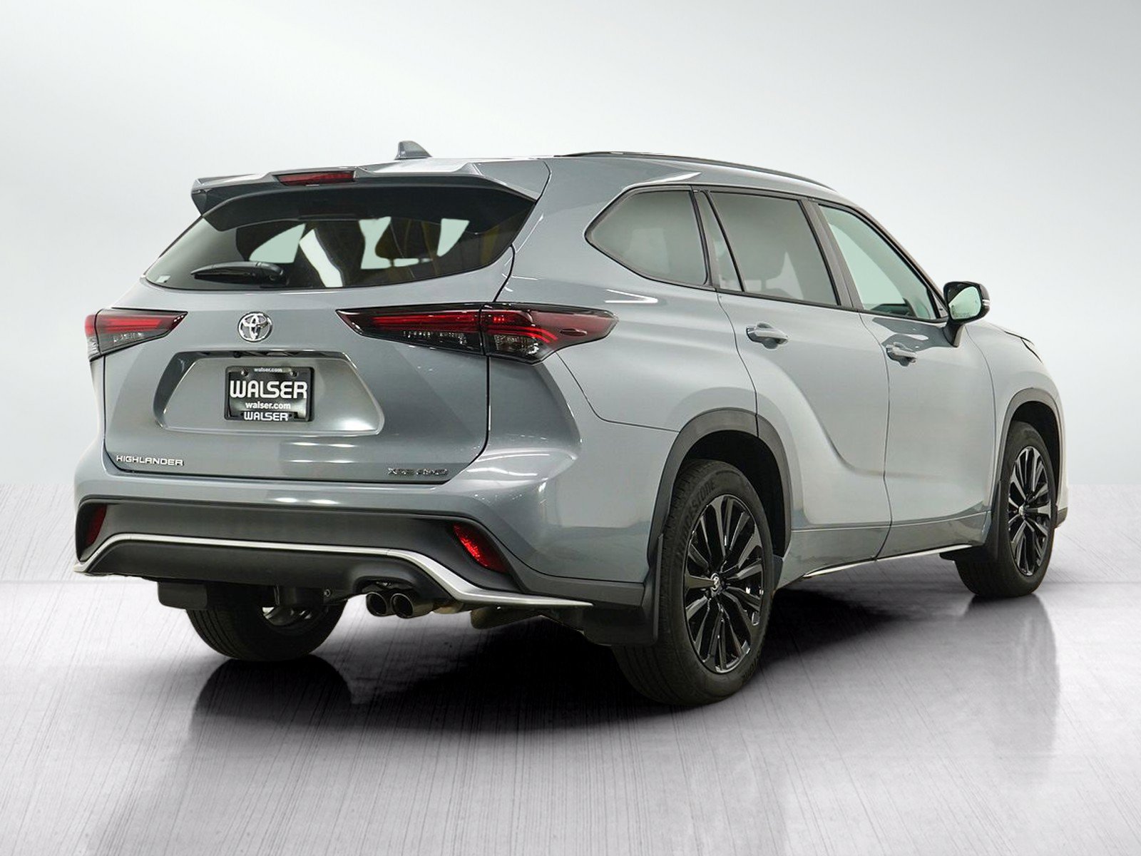Certified 2025 Toyota Highlander XSE AWD/4WD image 5
