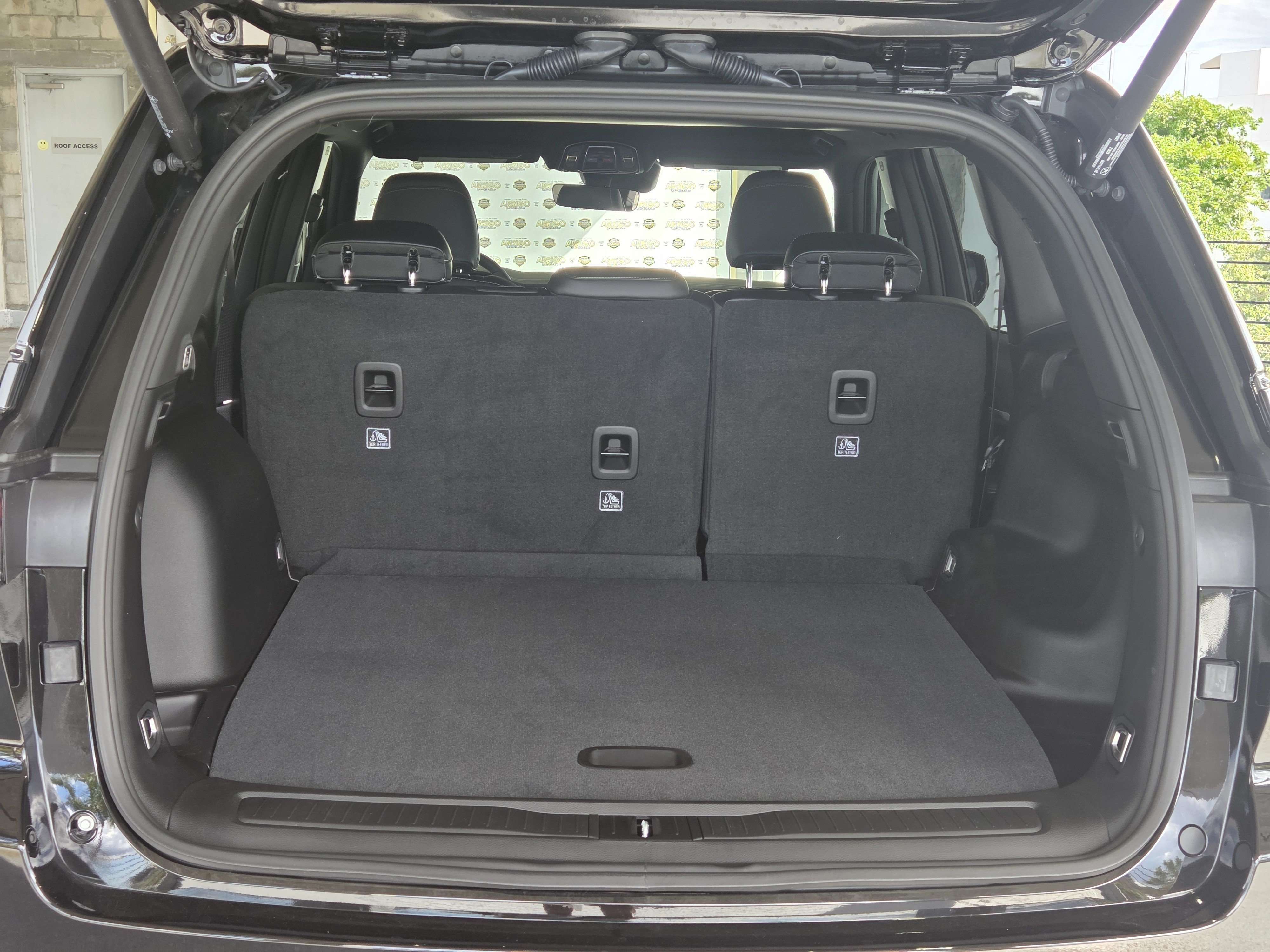 New 2025 Jeep Grand Cherokee Limited w/ Black Appearance Package RWD image 13