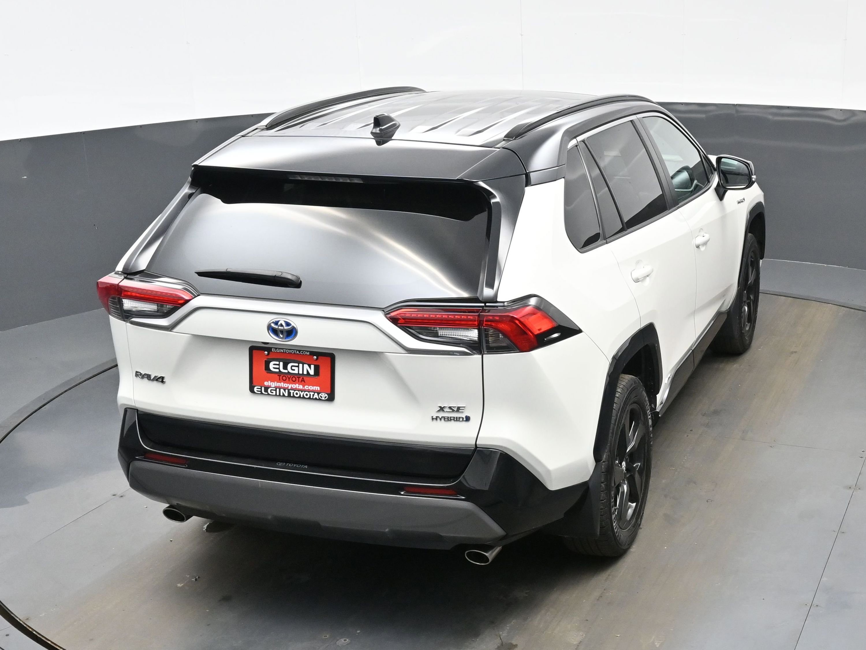 Used 2020 Toyota RAV4 XSE w/ XSE Grade Weather Package AWD/4WD image 41
