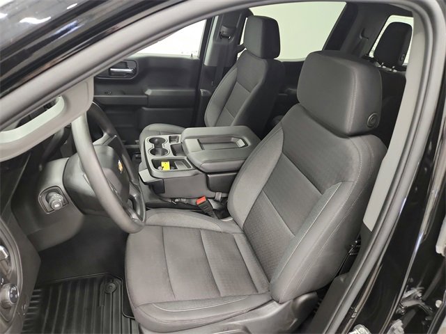 Used 2024 Chevrolet Silverado 1500 Custom image 18