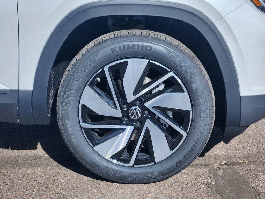 New 2026 Volkswagen Atlas SE image 30