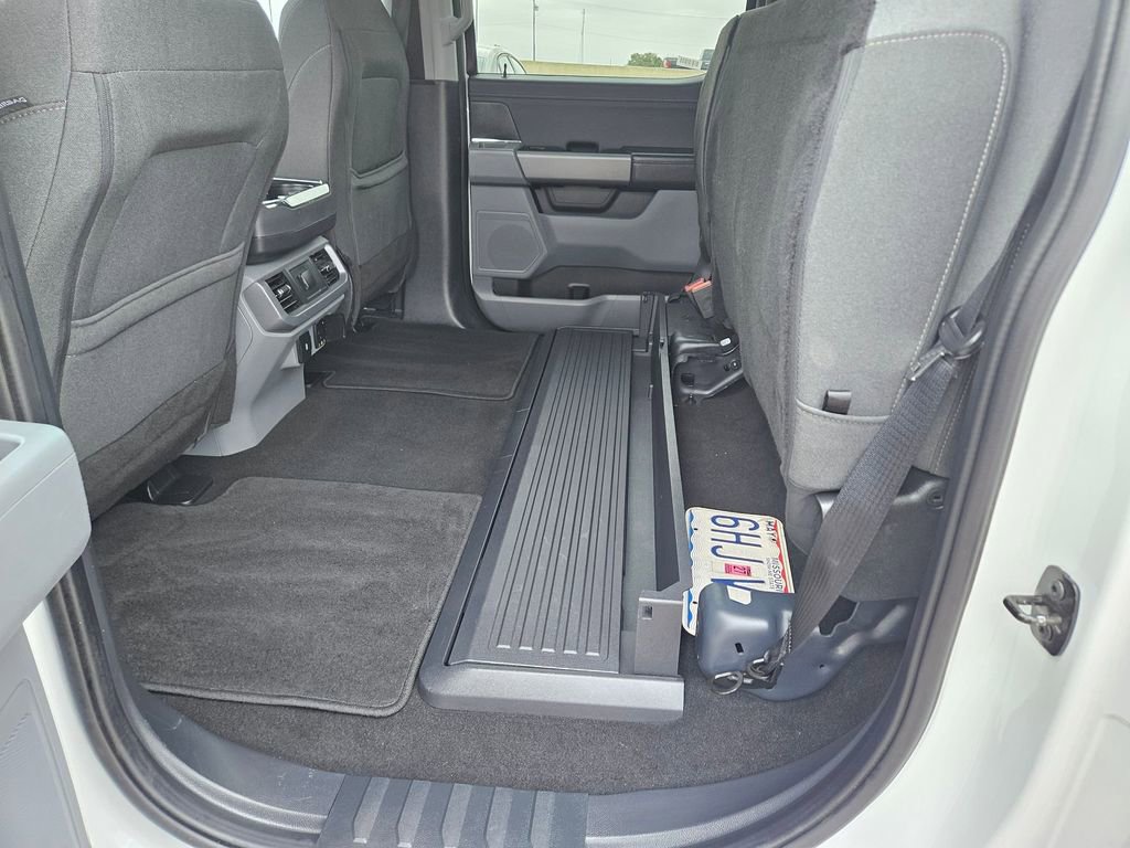 Used 2025 Ford F150 XLT w/ Equipment Group 301A Standard image 27