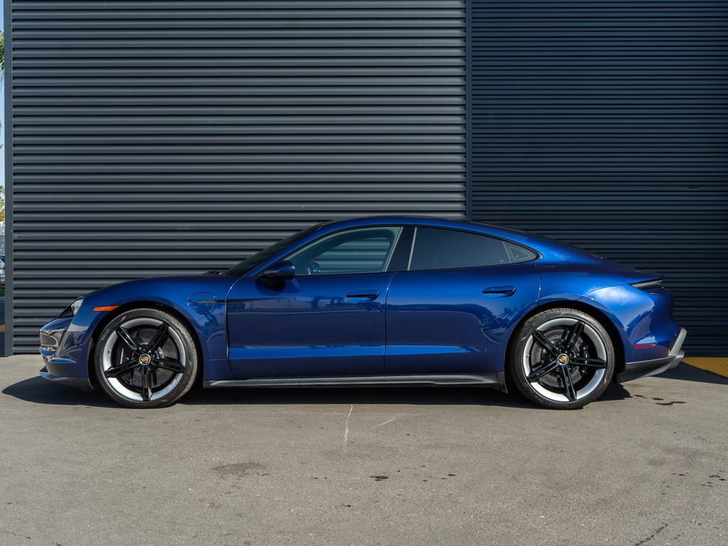 Used 2022 Porsche Taycan Turbo S image 2