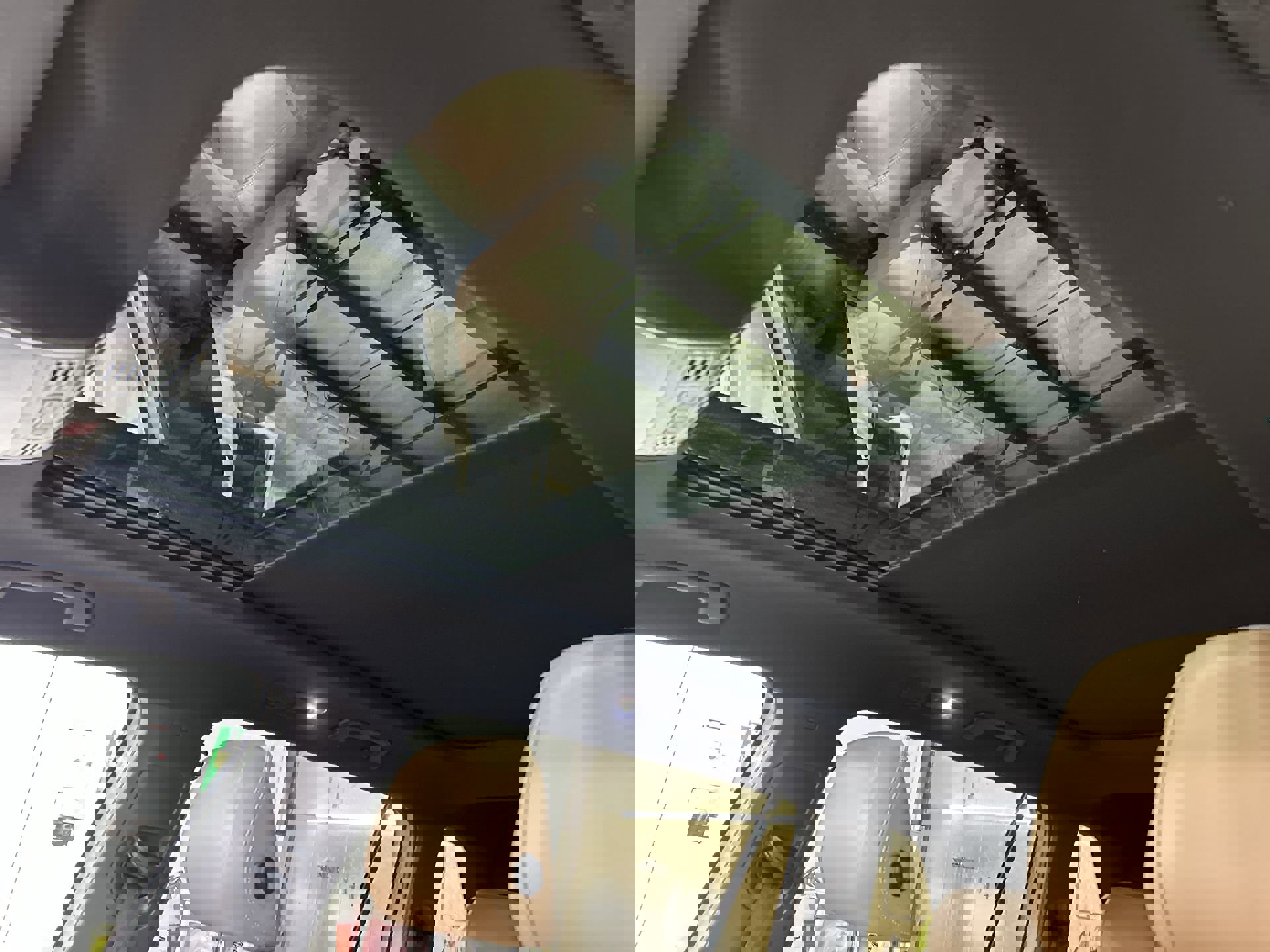 Used 2022 Volkswagen Tiguan SE R-Line image 20