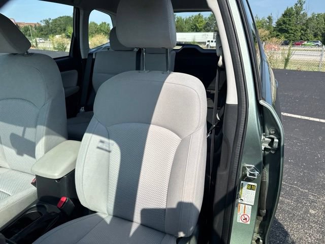Used 2017 Subaru Forester 2.5i w/ Alloy Wheel Package AWD/4WD image 9