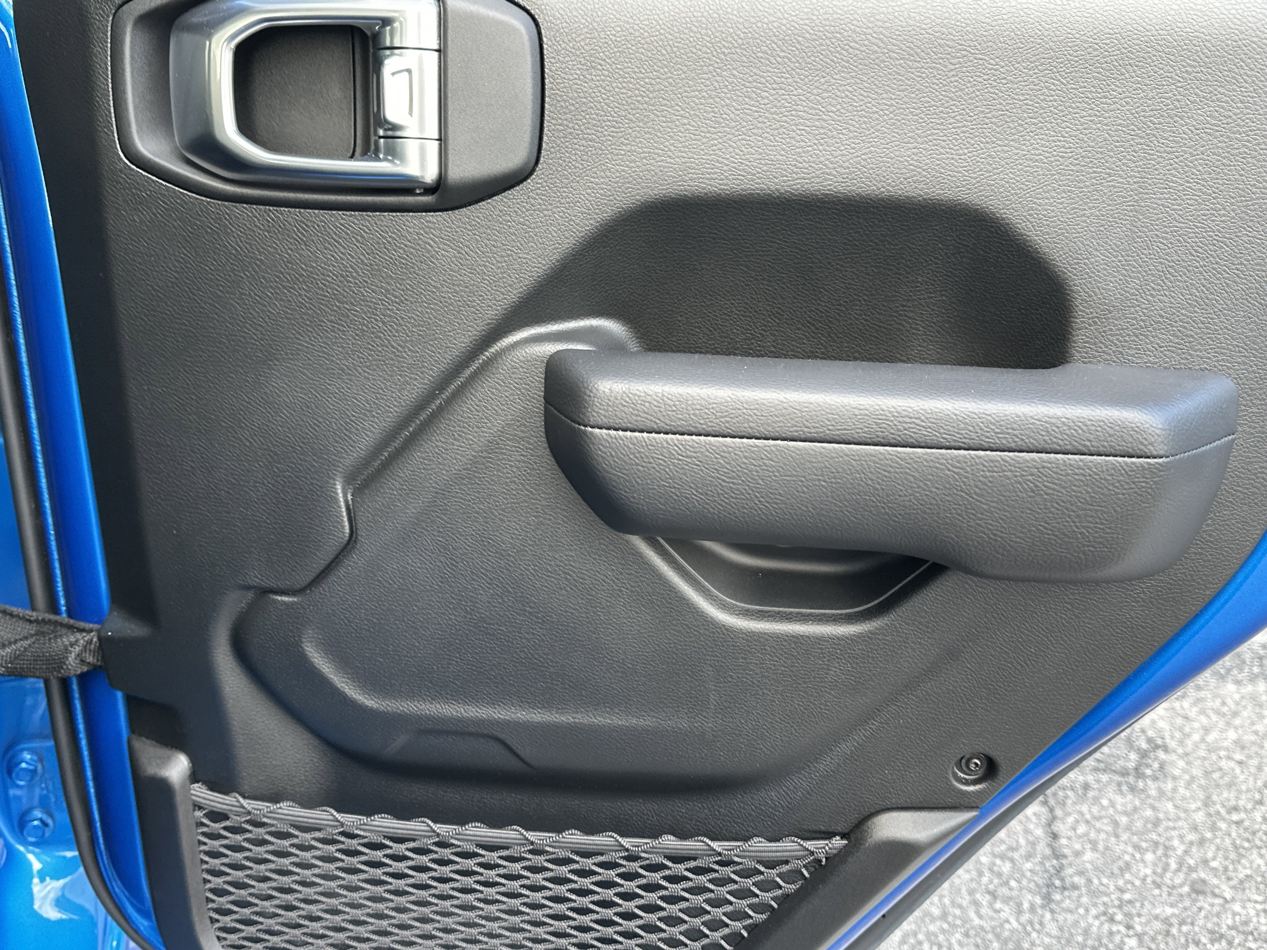 Used 2024 Jeep Gladiator Sport image 16